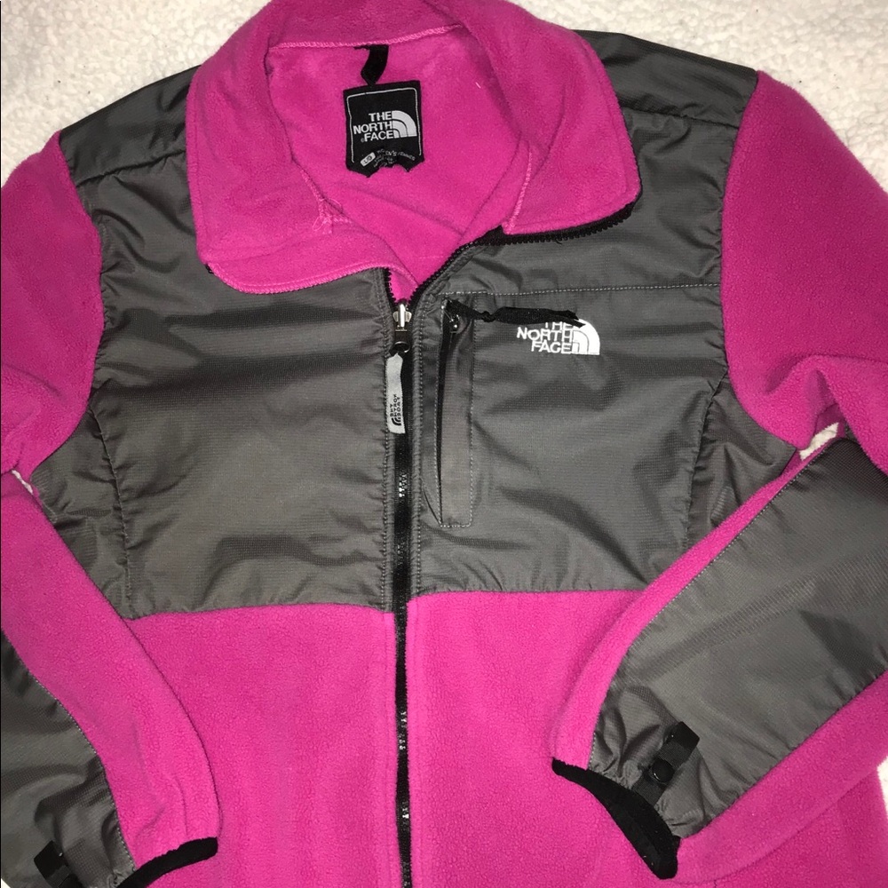 Women’s North Face Jacket - Picture 2 of 3